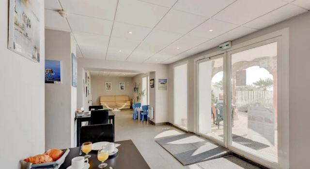 Spacious Loire Coastal Stay for 5