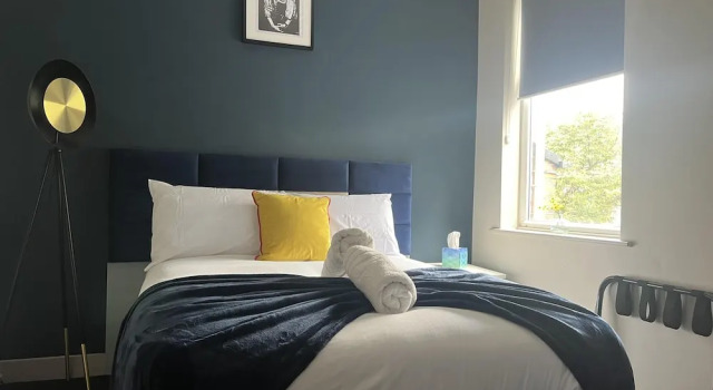 Коттедж Sheffield Spacious 4 Bedroom House-all En-suites