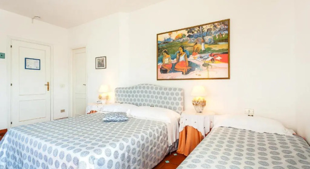 Трёхместный номер Hotel Stefania Boutique Hotel by the Beach