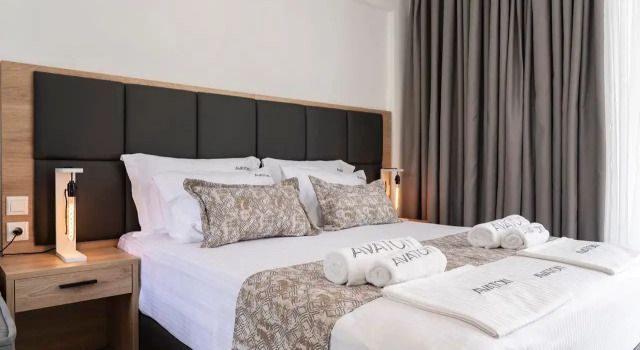 Номер Standard Avaton Luxury Resort and Spa Access the Enigma