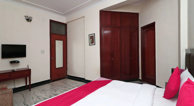OYO 16167 Hotel Golf View Dlf