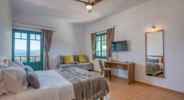 Номер Deluxe Kaliviani Traditional Hotel