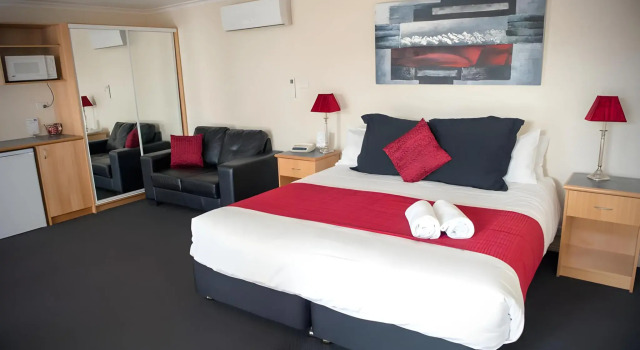 Arkana Motor Inn & Terrace Apartments, Book Apartment Mount Gambier 