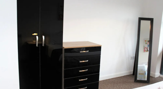 Апартаменты Empire Serviced Apartments