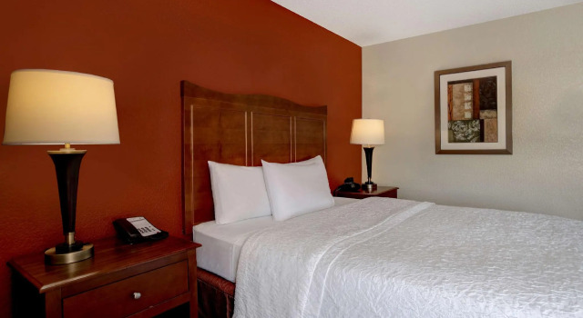 Двухместный номер Standard Hampton Inn Fort Wayne-Southwest