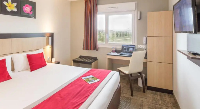 Семейный номер Standard Hôtel Akena Reims Bezannes