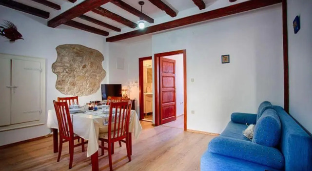 Ul. Ivana Farolfija 12 Apartman Domina, Prenota Appartamento Vis 