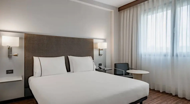 Двухместный номер Standard AC Hotel Bologna by Marriott