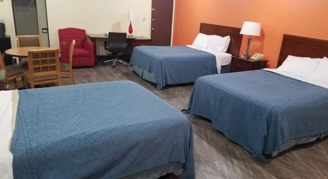 Шестиместный номер Standard Western Inn South