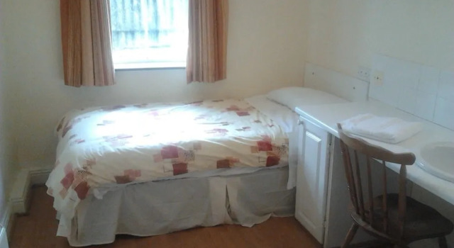 Одноместный номер Economy Courtbrack Accommodation - Hostel