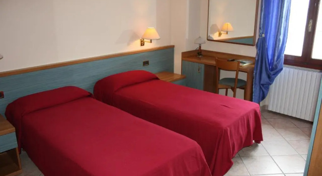Albergo Ristorante Punta DellEst