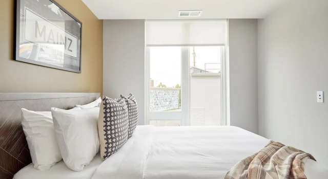 Sonder — Luna Apartments, Varaa Huoneisto Hotellit Minnesota pysäköinnillä, Pysäköinti