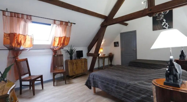 Трёхместный номер Standard Chateau de Quesmy