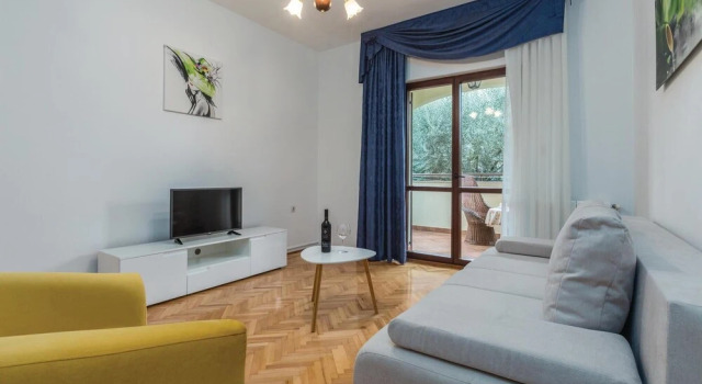 Awesome Home in Porec With Wifi and 2 Bedrooms