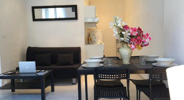 Апартаменты Appartement Euromed les Docks