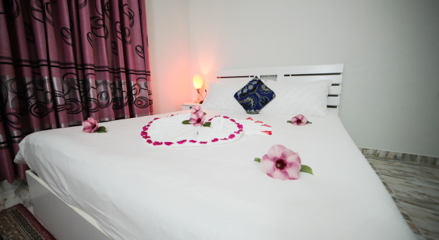Huvadhoo Inn, Book Hotel Hotels in Southern Atolls with a Pool, Swimming Pool