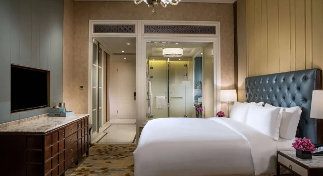 Двухместный номер Luxury Sofitel Shanghai Hongqiao
