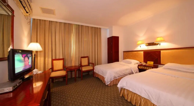 Номер Standard Bao Li Feng Hotel