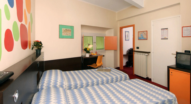 Hotel Cairoli