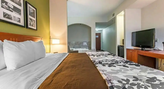 Люкс Sleep Inn & Suites Winchester near University