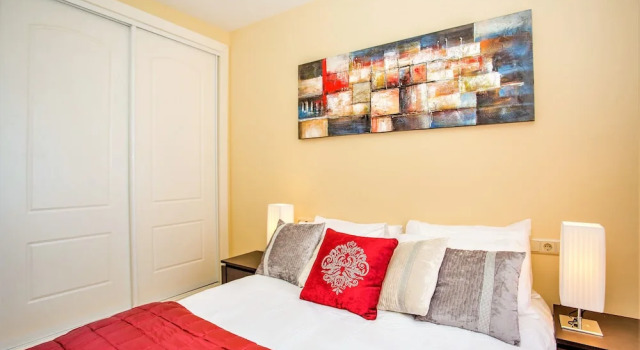Relaxing 2 Bed 2 Bath - Sea and golf views DL24