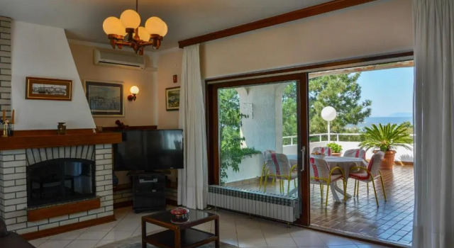 Апартаменты Luxury Bella Vista Apartments