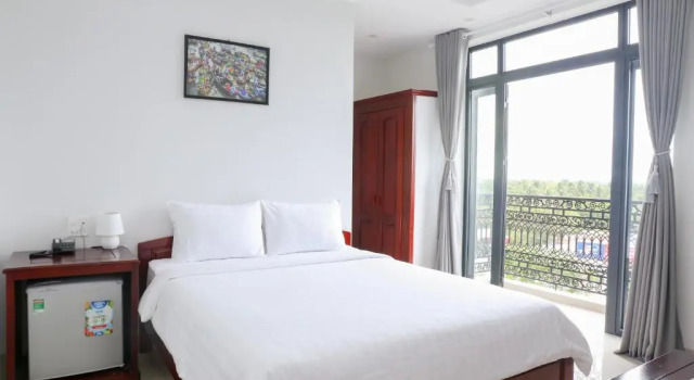 Номер Deluxe NAM CẦN THƠ HOTEL