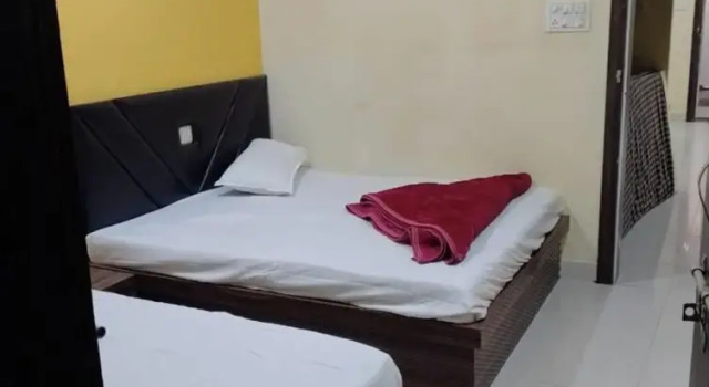 Люкс Hotel Priyanshi Palace