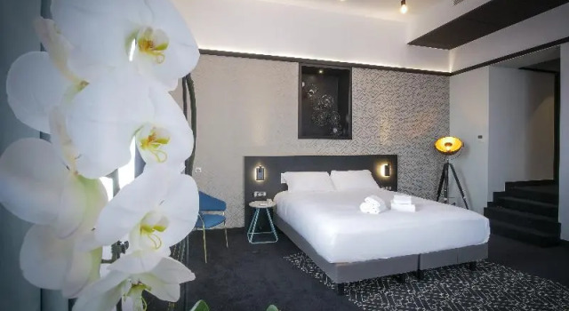 Номер Prestige Le Magic Hôtel & Spa - Centre Historique - Climatisation - Parking - Bornes de recharge