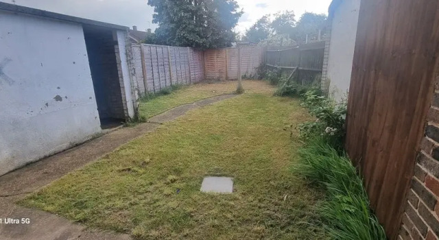 Коттедж 3 Bed House Sleeps 5 - Parking, Garden, Pets