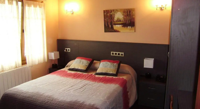 Hotel Rural Las Palmeras Muskiz, Rezerwuj Hotel Hotele w Baskonia z parkingiem, Parking