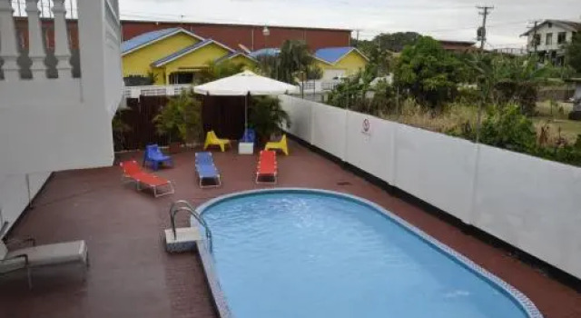 Riando appartement, Book Apartment Hotels in Paramaribo with Parking, Parking