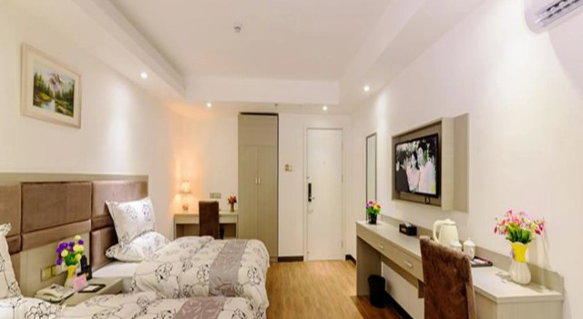 Shang Pin Holiday Inn Airport Second Branch, Rezervasyon Otel Guangdong otoparklı oteller, Otopark