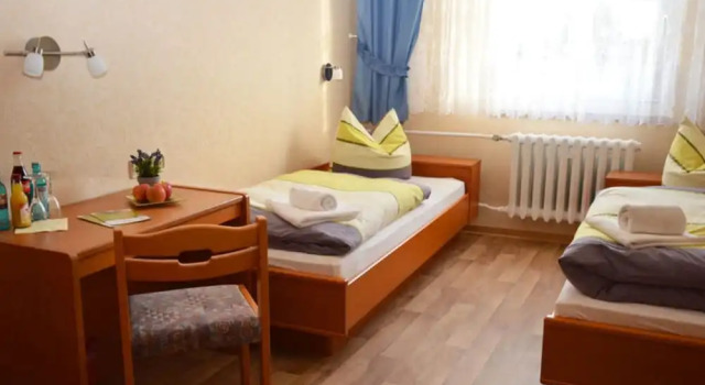 Landhotel Garitz, Book Hotel Hotels in Garz with Parking, Parking