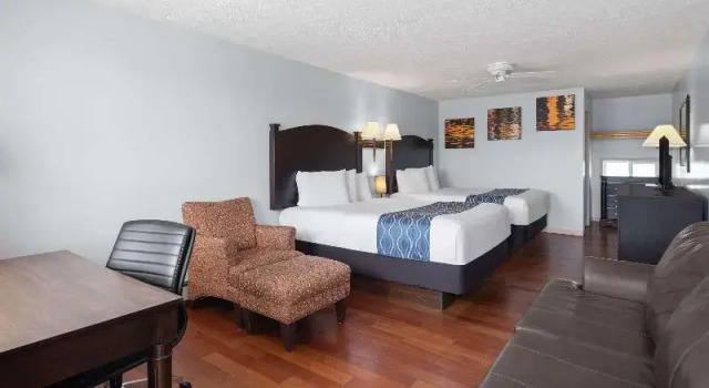 Номер Deluxe Travelodge by Wyndham Grand Falls