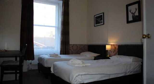 Ardmillan Hotel
