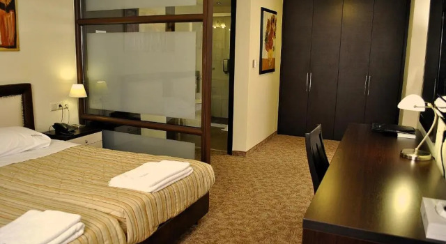 Четырёхместный номер Standard с видом на море Kallirroe Hotel