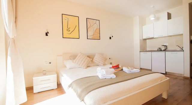 Hotel Villa Džamonja, Забронировать Отель Бизнес-отели Бола, рядом с Пляж Порт Бол, 4* 5*