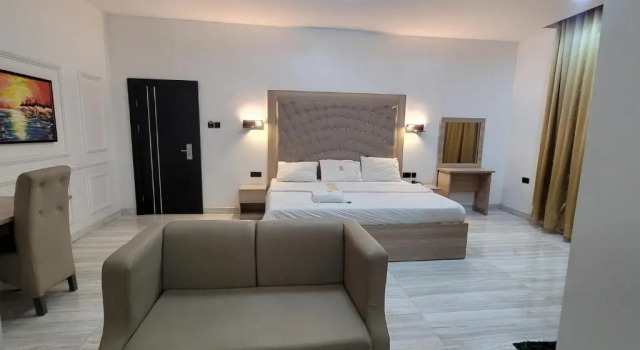 Семейный номер Standard The Charis Hotel and Suites