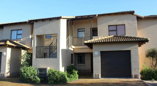 Bella Casa, Langebaan 4-Sleeper, Забронировать Отель Отели Лангебан с парковкой, Парковка