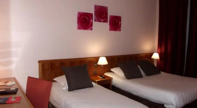 Номер Superior The Originals Boutique, Grand Hôtel Saint-Pierre, Aurillac