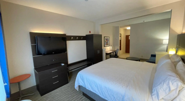 Двухместный люкс Holiday Inn Express Hotel & Suites Decatur, TX by IHG