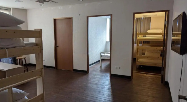 Bett im Wohnheim Hey Bear Capsule Hotel