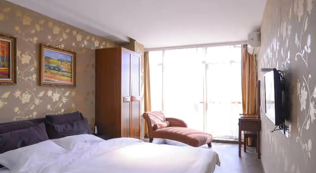 Yihe Express Chain Hotel (Zhenjiang South High-speed Railway Station), Prenota Hotel Hotel a Jiangsu con parcheggio, Parcheggio