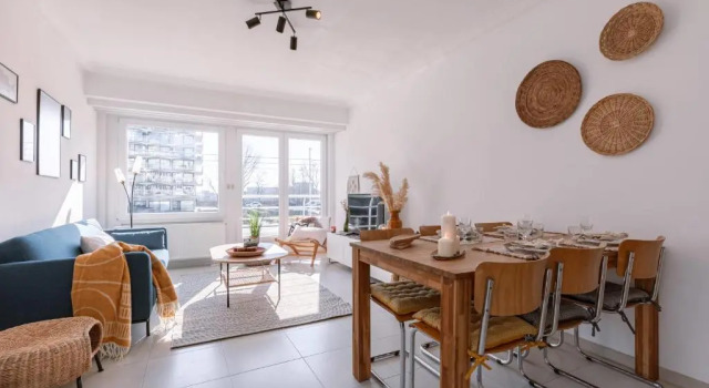 Апартаменты Lovely, sunny flat just around the corner from the beach and the sea