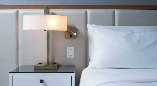 Номер Deluxe The Lofton Hotel Minneapolis, Tapestry Collection by Hilton