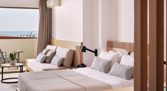 Полулюкс Coriva Beach Hotel & Bungalows