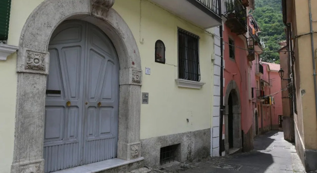 Palazzo Ducale Pironti, Book Hotel Hoteller i Campagna med parkering, Parkering