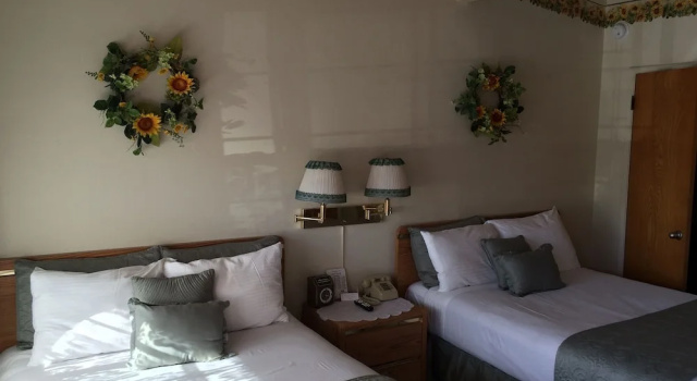 Четырёхместный номер Comfort Sundown Inn of Morro Bay