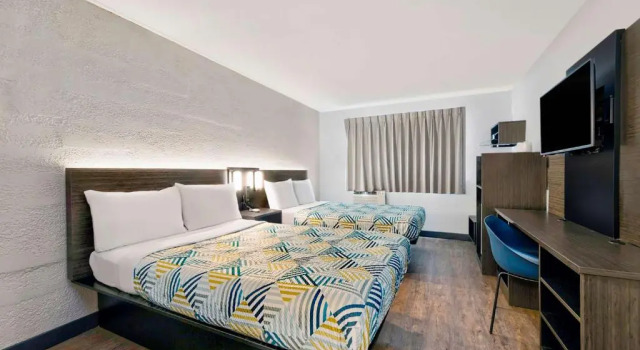 Четырёхместный номер Standard Motel 6-Cedar Rapids, IA - Airport